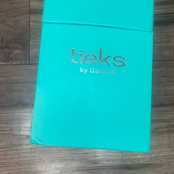 TIEKS TYRIAN limited Thanksgiving 2020 edition royal purple velvet 6 shoes flats - Picture 5 of 5